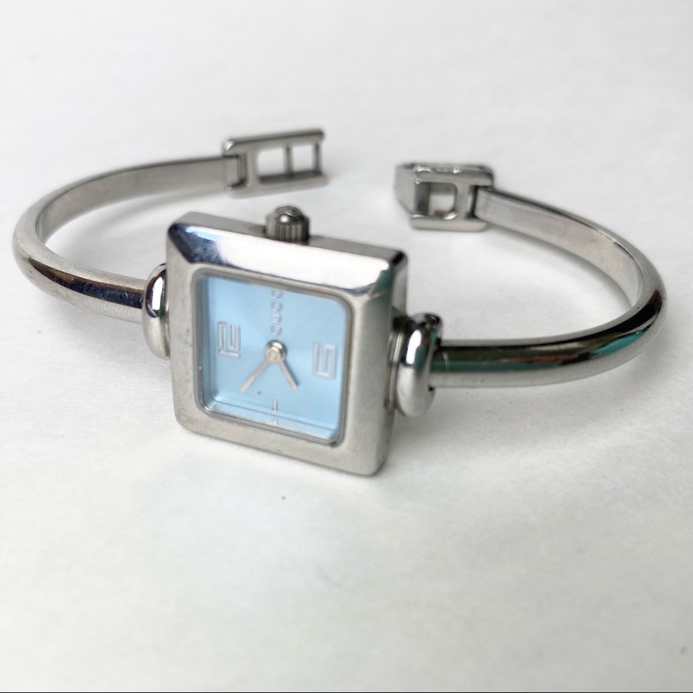 Gucci Mod. '1900 L' stainless steel wrist watch. - Picture 3 of 7